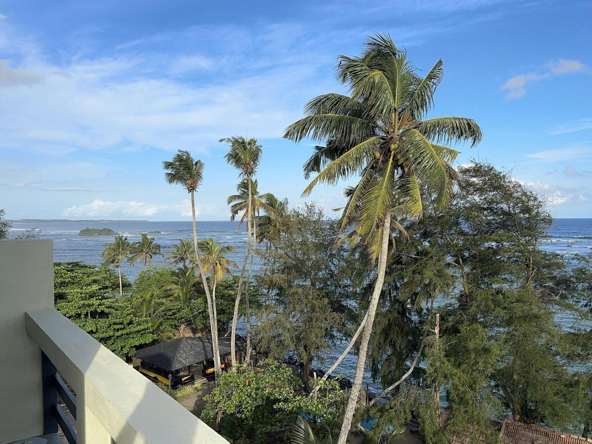 Hotel Cocos Polhena Matara Esterno foto